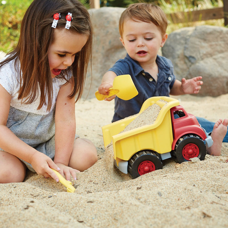 Kiepwagen van gerecycled plastic van Greentoys