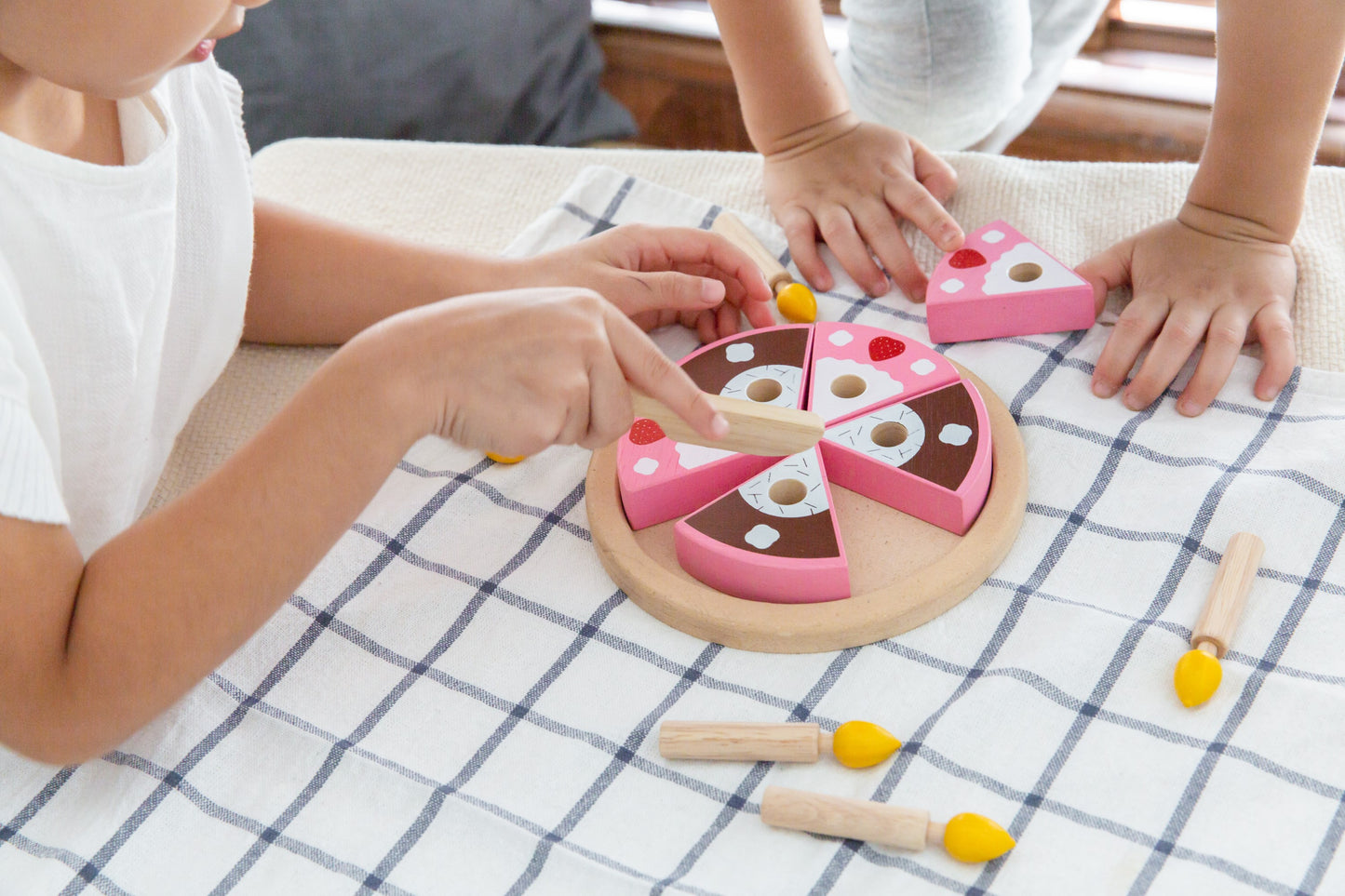 PlanToys - Birthday Cake