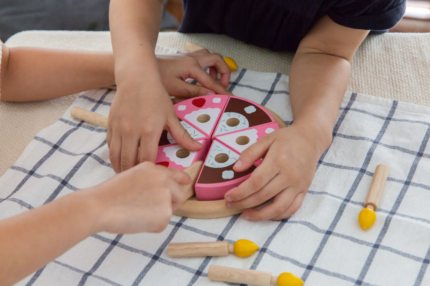 PlanToys - Birthday Cake